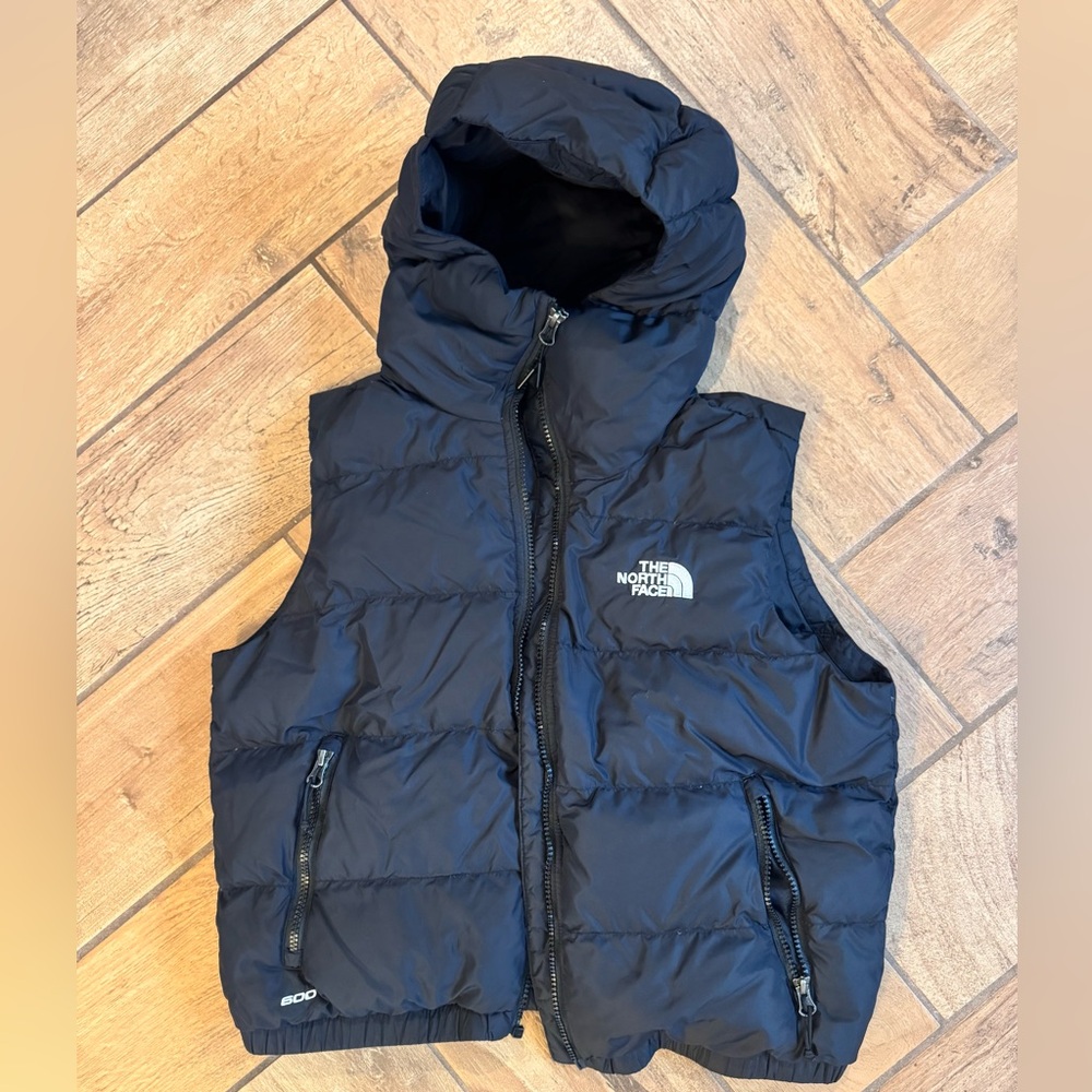The North Face black hydrenalite hooded puffer vest medium